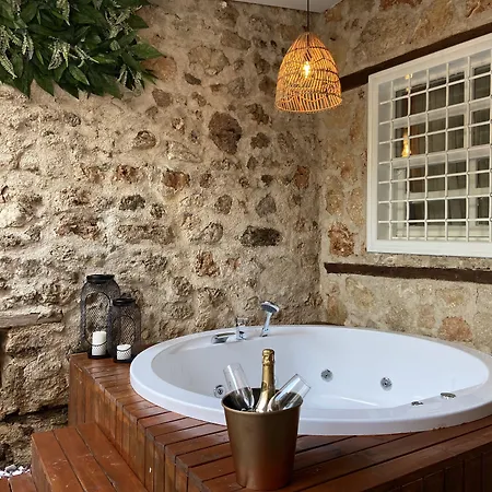 Noa's Boutique B&B 3*