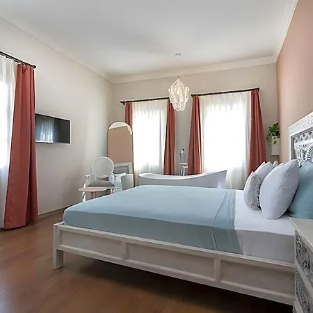 Noa's Boutique 3*