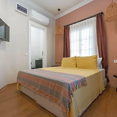 Noa's Boutique Nocleg ze śniadaniem 3*