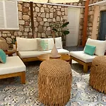 Alojamento de Acomodação e Pequeno-almoço Noa's Boutique