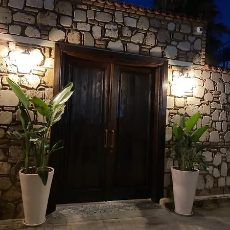 Bed & Breakfast Noa's Boutique 3*